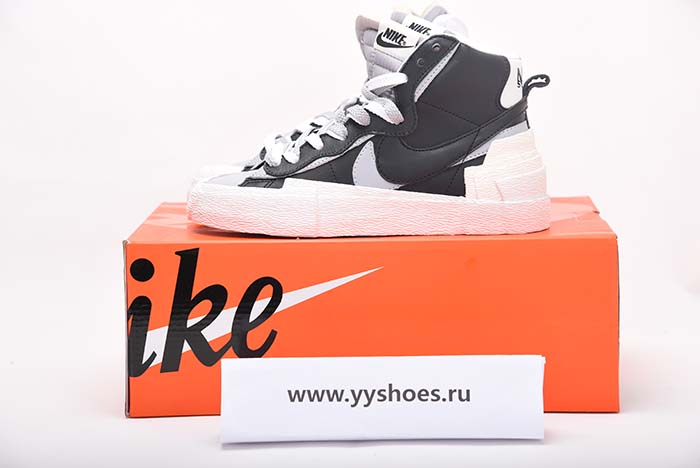 NIKE BLAZER HIGH SACAI WHITE-GREY - BV0072-002