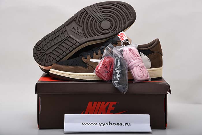 TRAVIS SCOTT AIR JORDAN 1 LOW DARK MOCHA CQ4277-001