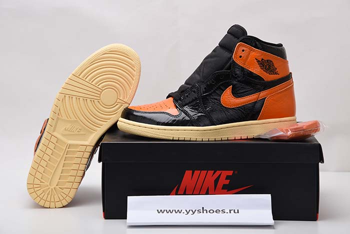 AIR JORDAN 1 SHATTERED BACKBOARD 3.0 555088-028