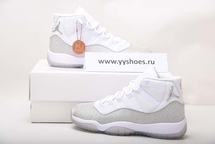 JORDAN 11 RETRO WHITE METALLIC SILVER - AR0715-100