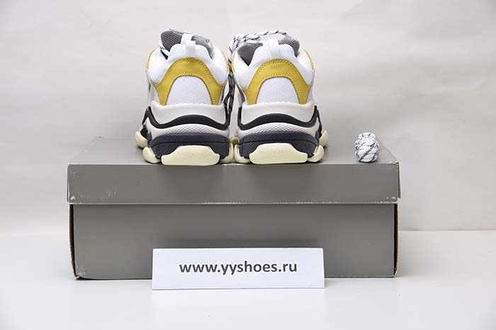 Ba*len*cia*ga 17fw triple s mens  483523-w06e3-7073