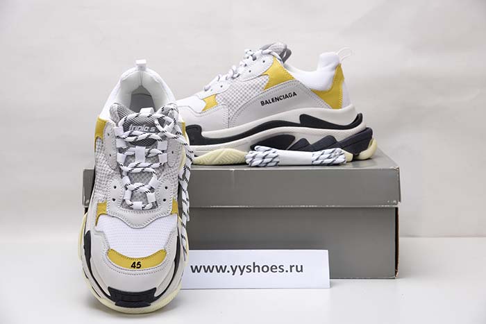 Ba*len*cia*ga 17fw triple s mens  483523-w06e3-7073