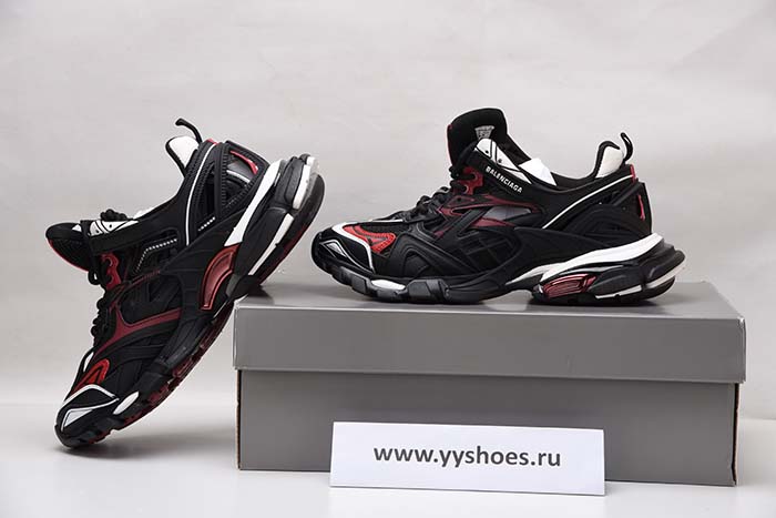 Ba*len*cia*ga sneaker tess.s.gomma 4.0 red black 570391 w2gn7 2010