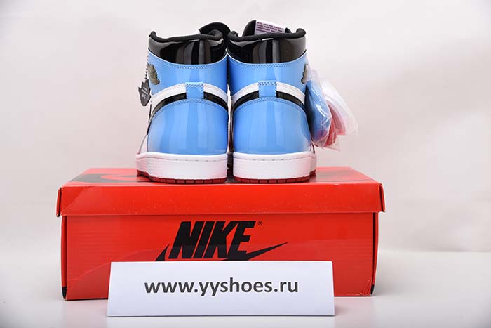 JORDAN 1 RETRO HIGH FEARLESS UNC CHICAGO - CK5666-100