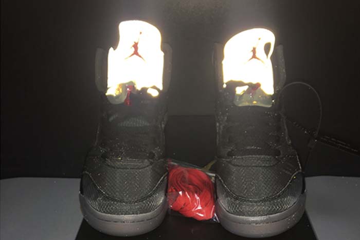 OFF WHITE AIR JORDAN 5 SP BLACK MUSLIN FIRE RED CT8480-001