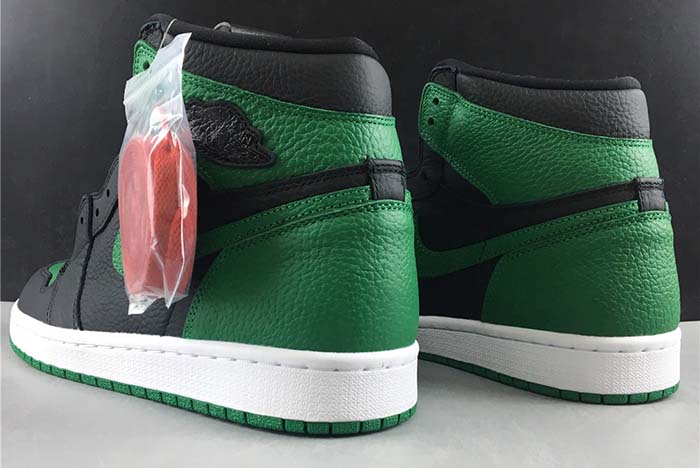 Air Jordan 1 Retro High OG Pine Green 555088-030