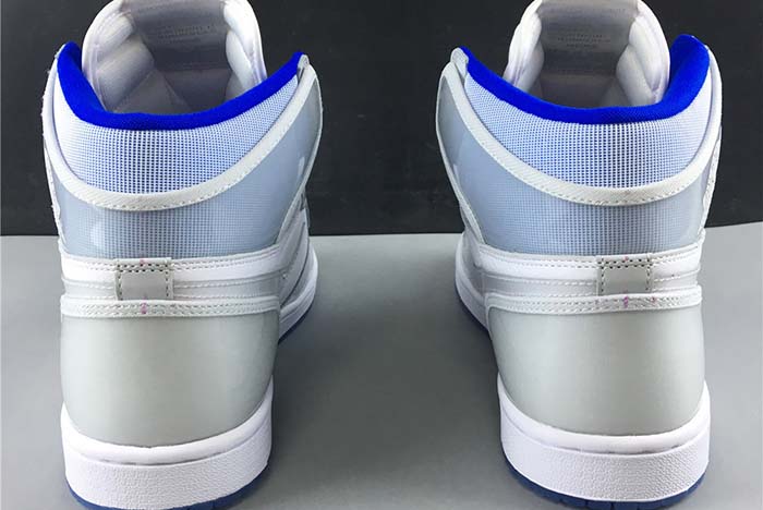 Air Jordan 1 High Zoom R2T CK6637-104