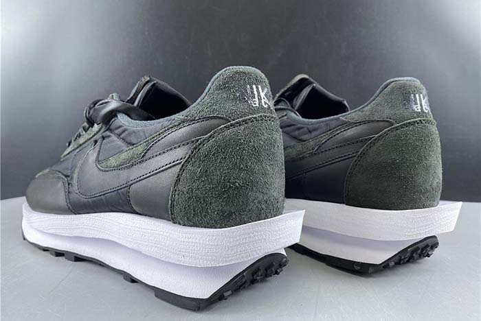 NIKE LD WAFFLE SACAI BLACK NYLON - BV0073-002