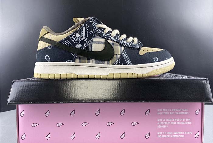 Travis Scott x Nike SB Dunk Low TS CT5053-001
