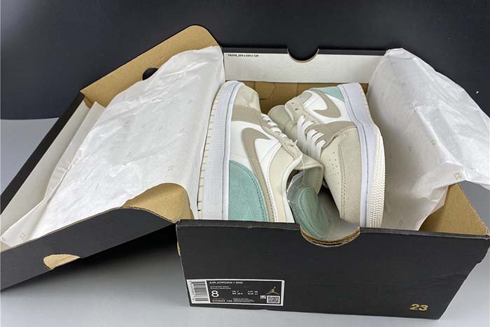 Air Jordan 1 Low “Paris” CV3043-100