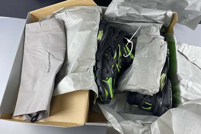 Ba*len*cia*ga sneaker tess.s.gomma 4.0 green black 570391 w2gn7 2013