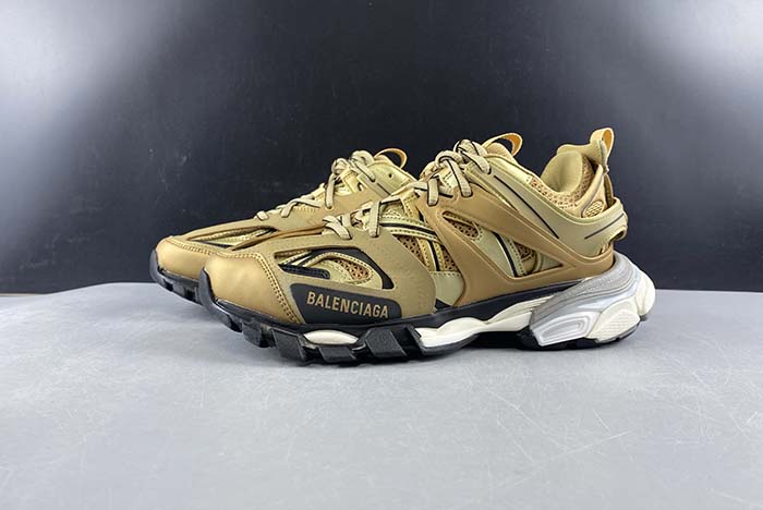 Ba*len*cia*ga track sneaker metal lic/mesh/washed gold 542023 w2cd1 8000