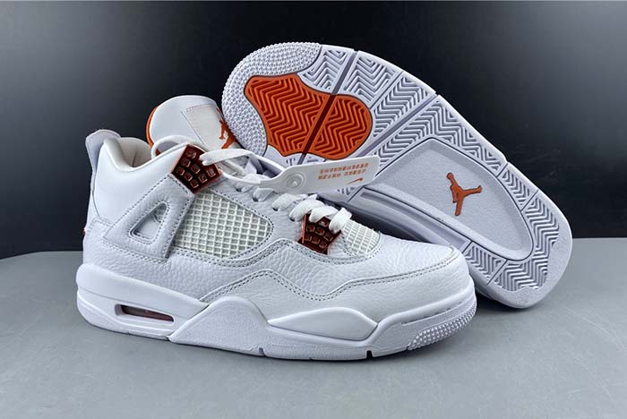 Air Jordan 4 “Orange Metallic” CT8527-114