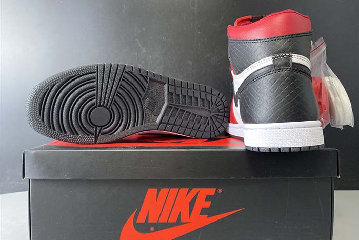 Air Jordan 1 High OG WMNS “Satin Snake” CD0461-601