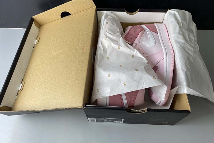 Air Jordan 1 Mid WMNS “Digital Pink” CW5379-600