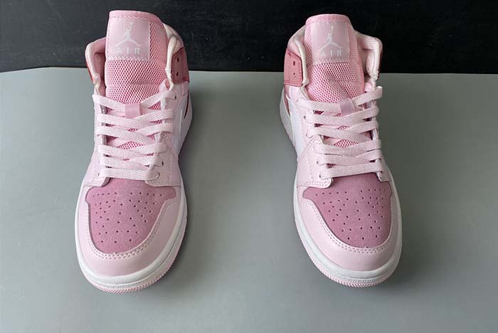 Air Jordan 1 Mid WMNS “Digital Pink” CW5379-600