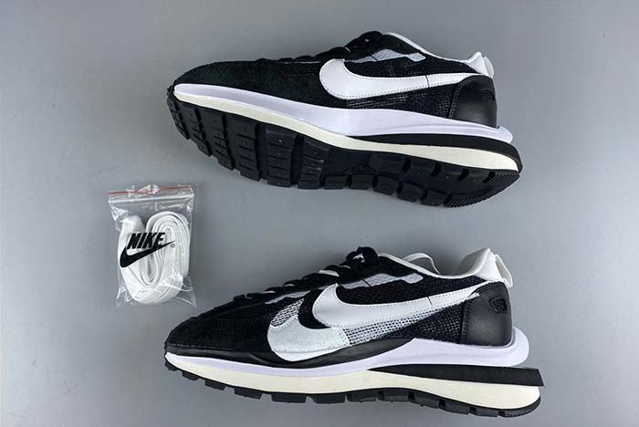 Sacai x Nike Pegasua Vaporfly Black White CI9928 001