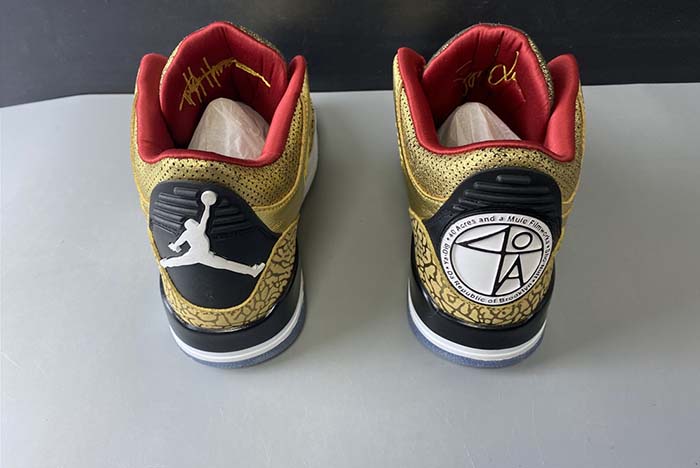Air Jordan 3 Retro Luxury Gold AJ3-933512