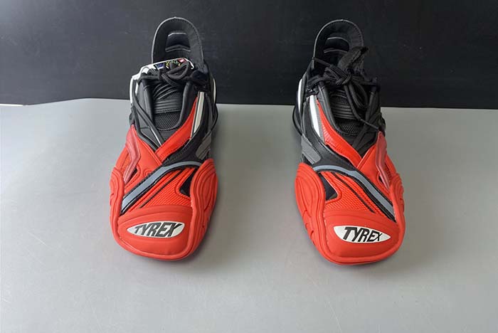 Ba*len*cia*ga 5.0 black red 617535 w2cb1 1060