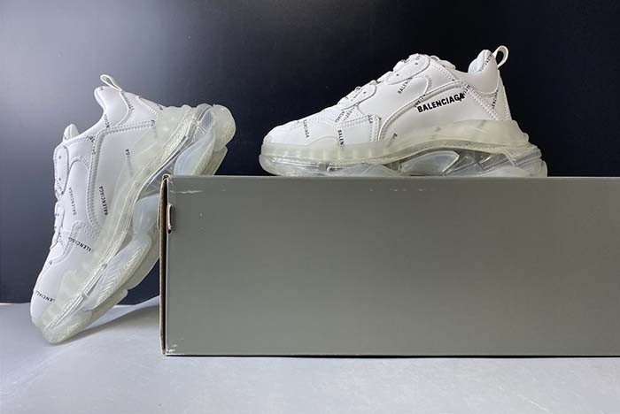 Ba*len*cia*ga triple s black sneaker 524039 wo9e1 2021