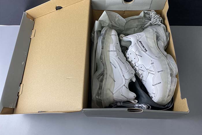 Ba*len*cia*ga triple s black sneaker 524039 wo9e1 2021