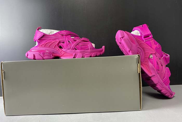 Ba*len*cia*ga track sandal 