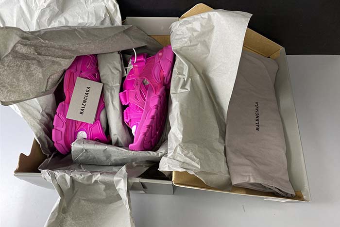 Ba*len*cia*ga track sandal 