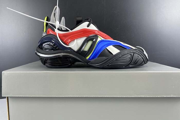 Ba*len*cia*ga 20ss runway 617517 w2ck1 5001