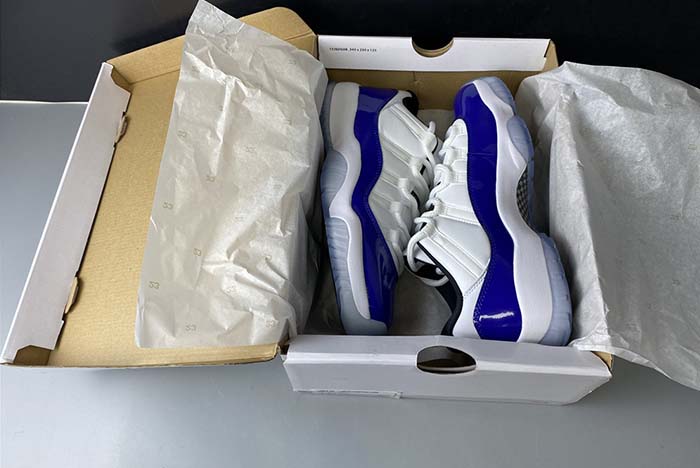 Air Jordan 11 Low WMNS “Concord” AH7860-100