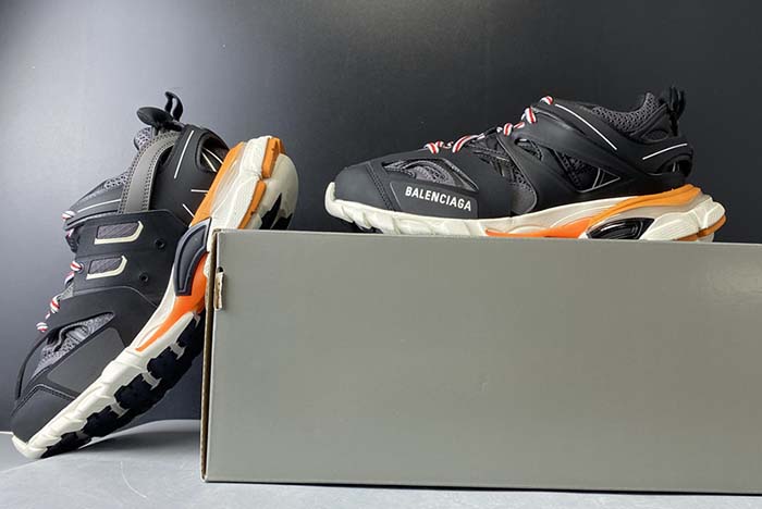 Ba*len*cia*ga track 3.0 542436 w1gb7 2019