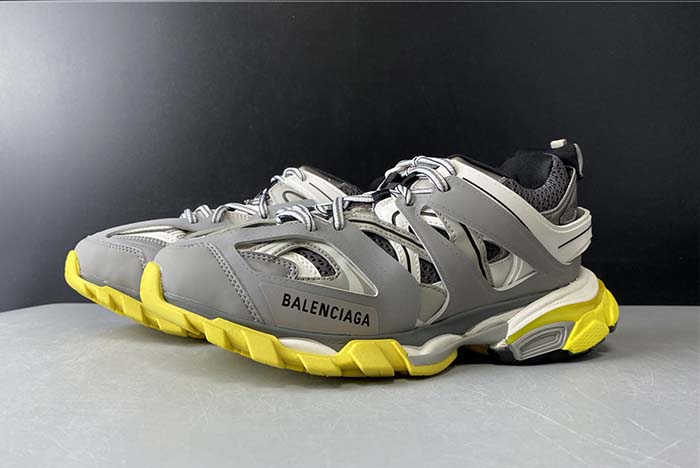 Ba*len*cia*ga track 3.0 542023-w1gb7-2018