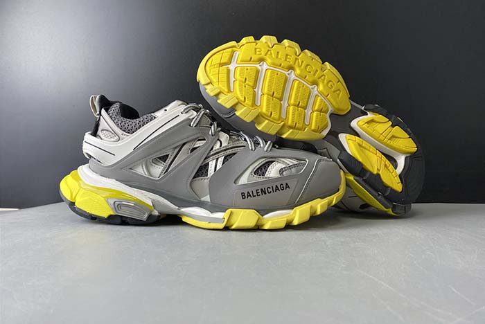 Ba*len*cia*ga track 3.0 542023-w1gb7-2018