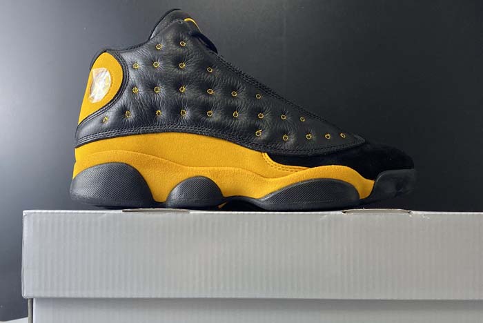 Air Jordan 13 AR4390-035