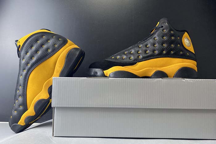 Air Jordan 13 AR4390-035