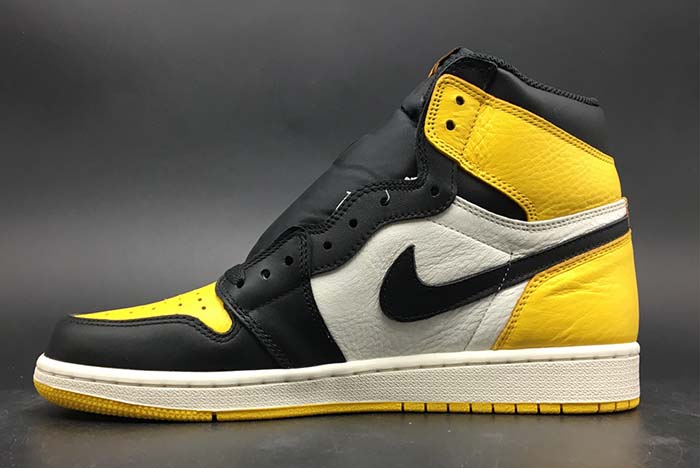 Air Jordan 1 AR1020-700