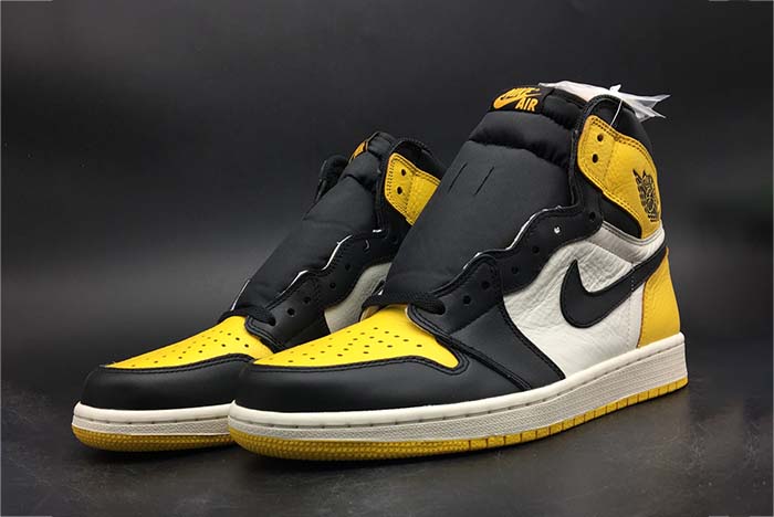 Air Jordan 1 AR1020-700