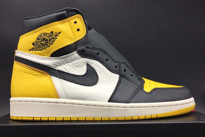 Air Jordan 1 AR1020-700