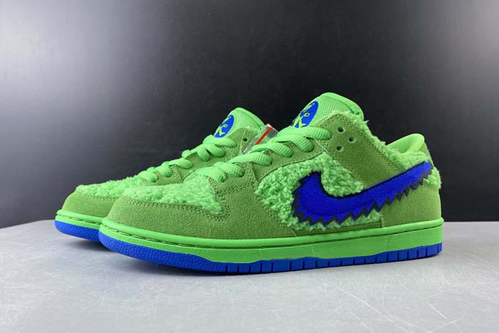 Dead x Nike SB Dunk Low“ Yellow Bear” CJ5378-300