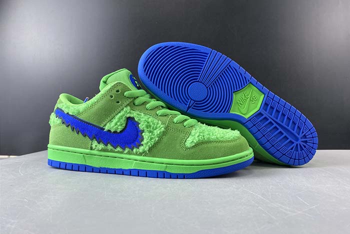 Dead x Nike SB Dunk Low“ Yellow Bear” CJ5378-300