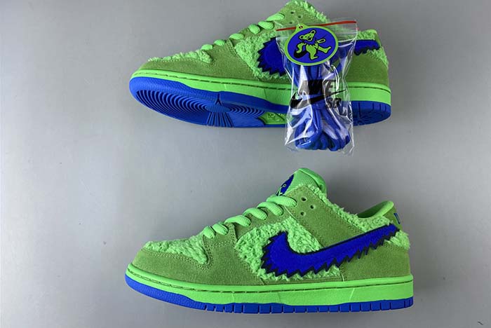 Dead x Nike SB Dunk Low“ Yellow Bear” CJ5378-300