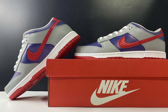 Nike Dunk Low “Samba”  CZ2667-400