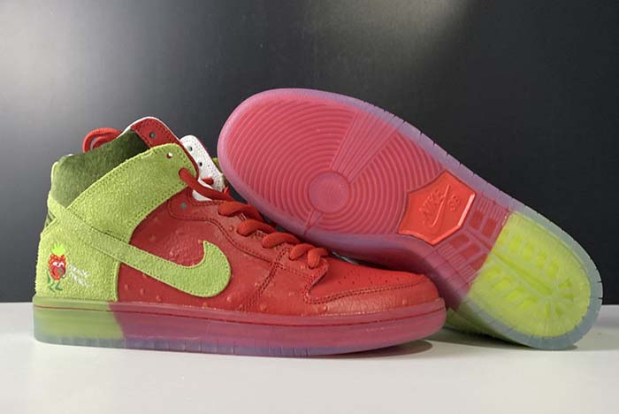 Nike SB Dunk High “Strawberry Cough CW7093-600