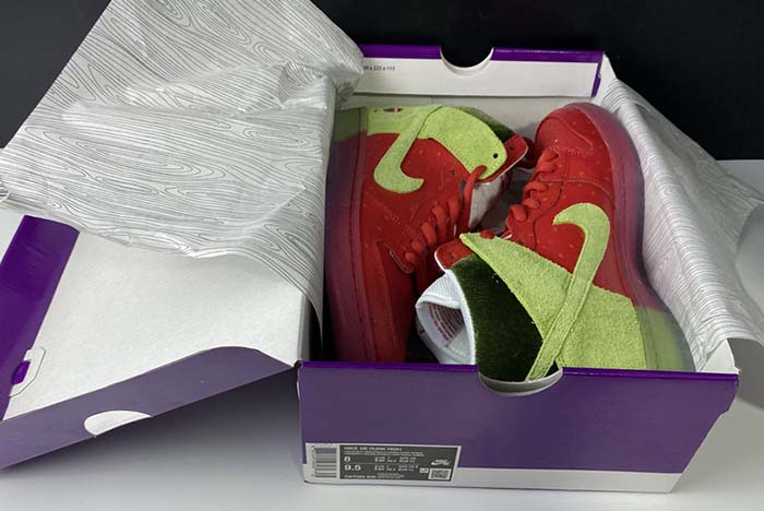 Nike SB Dunk High “Strawberry Cough CW7093-600