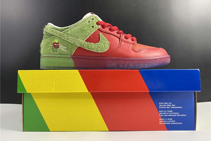Dunk SB Nike SB Dunk High “Strawberry Cough CW7093-601