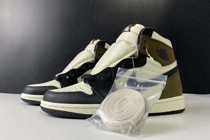 Air Jordan 1 High OG “Dark Mocha 555088-105