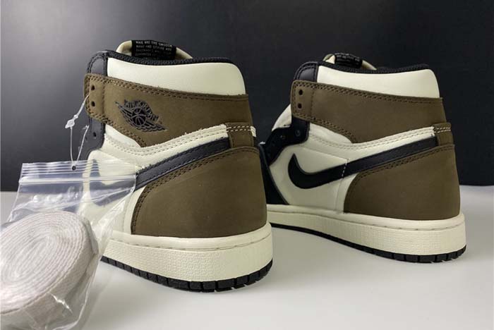 Air Jordan 1 High OG “Dark Mocha 555088-105