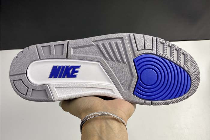 AIR JORDAN 3  CT8532-040