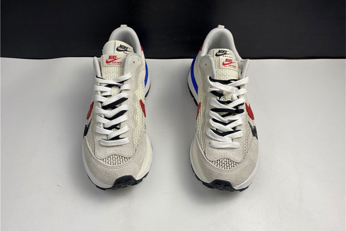 sacai x Nike VaporWaffle 3.0  CV1363-100