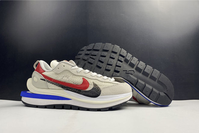 sacai x Nike VaporWaffle 3.0  CV1363-100
