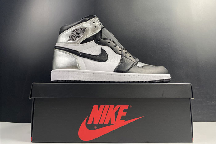 Air Jordan 1 High OG WMNS “Silver Toe” CD0461-001